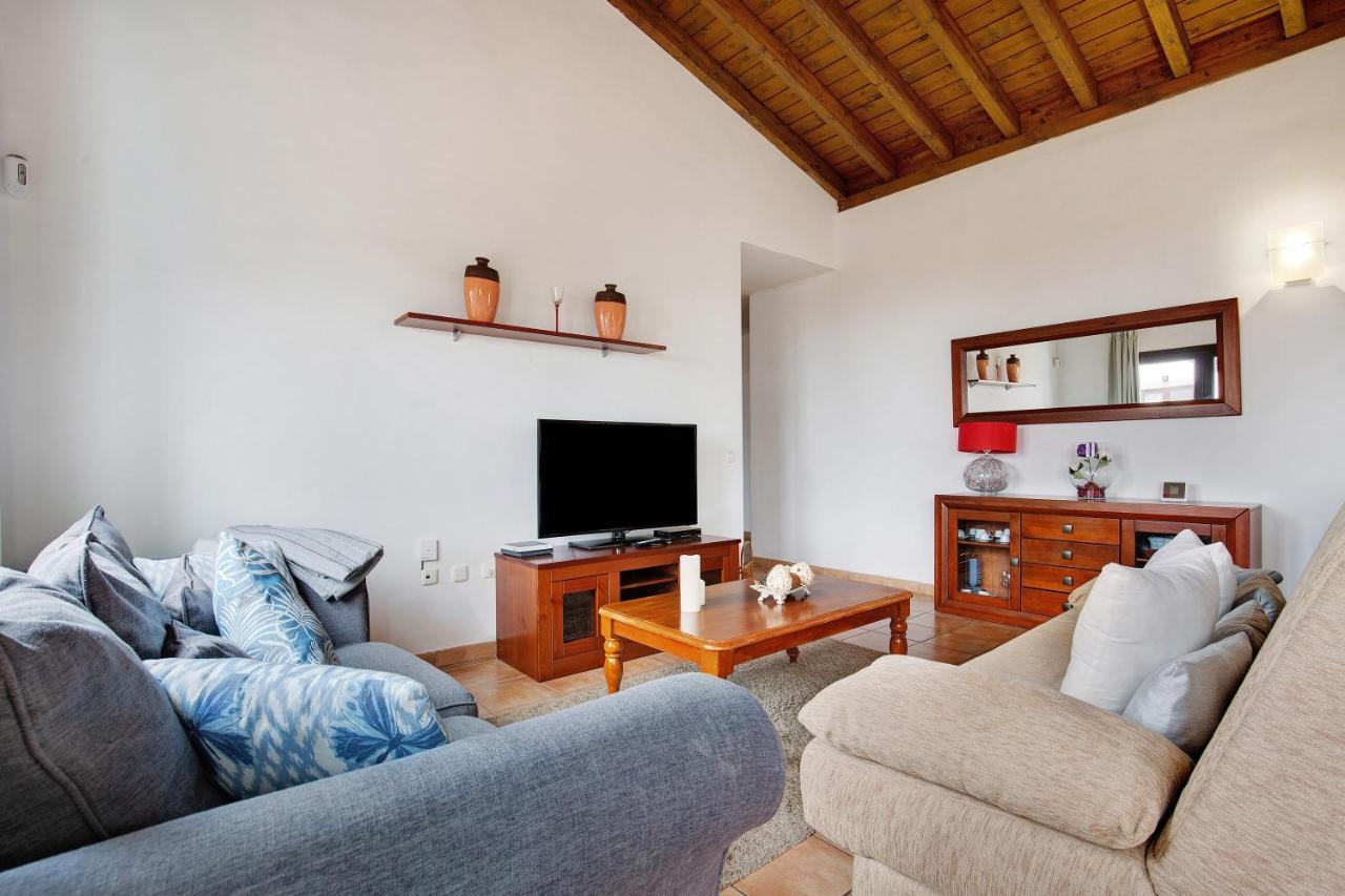 Villa Susana La Oliva Exterior photo